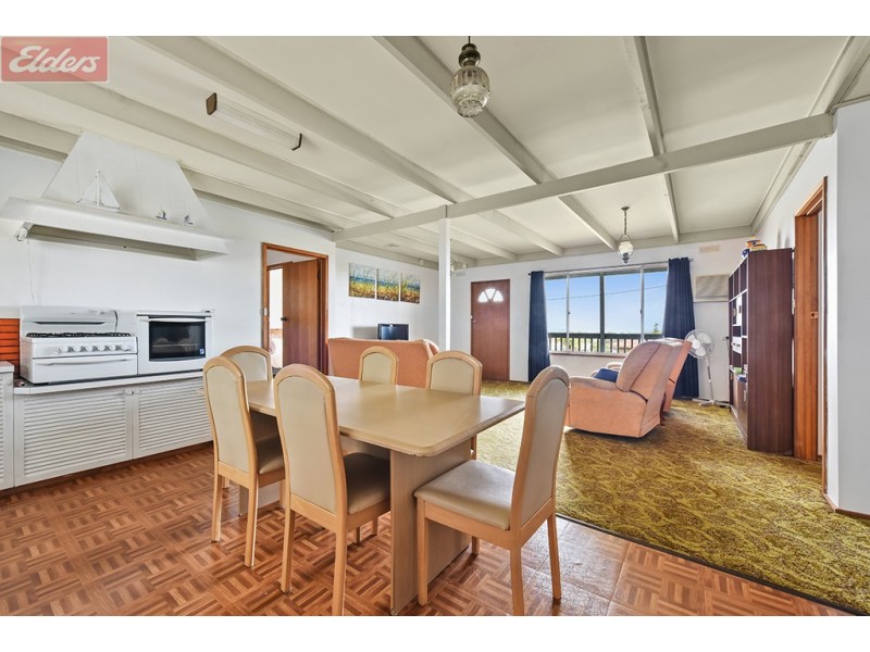 15 Sudings Road, Lakes Entrance VIC 3909