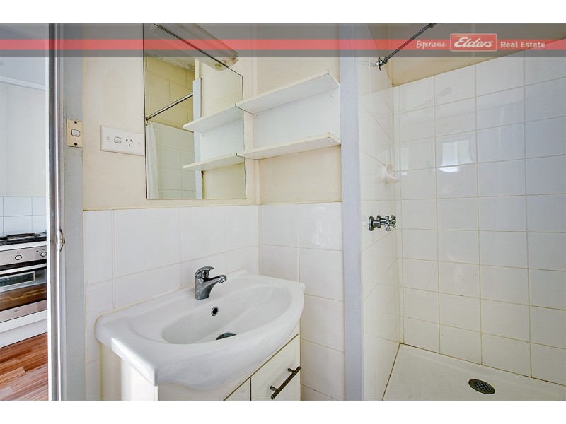 1/64 Robertsons Road, Kalimna West VIC 3909