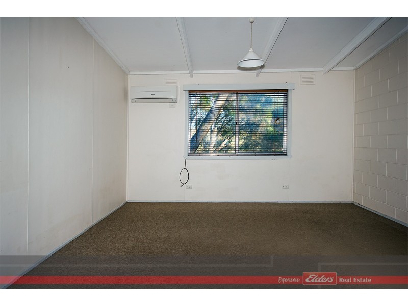 1/64 Robertsons Road, Kalimna West VIC 3909