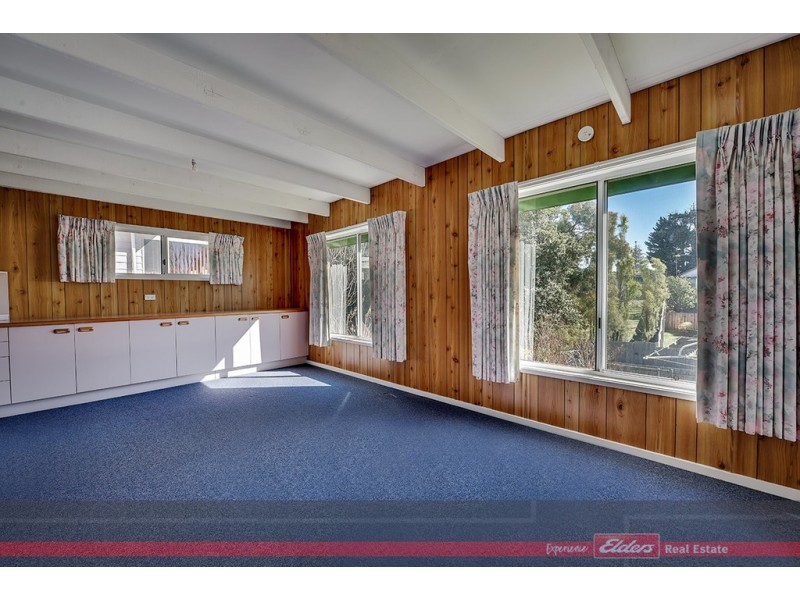 4 View Street, Lakes Entrance VIC 3909