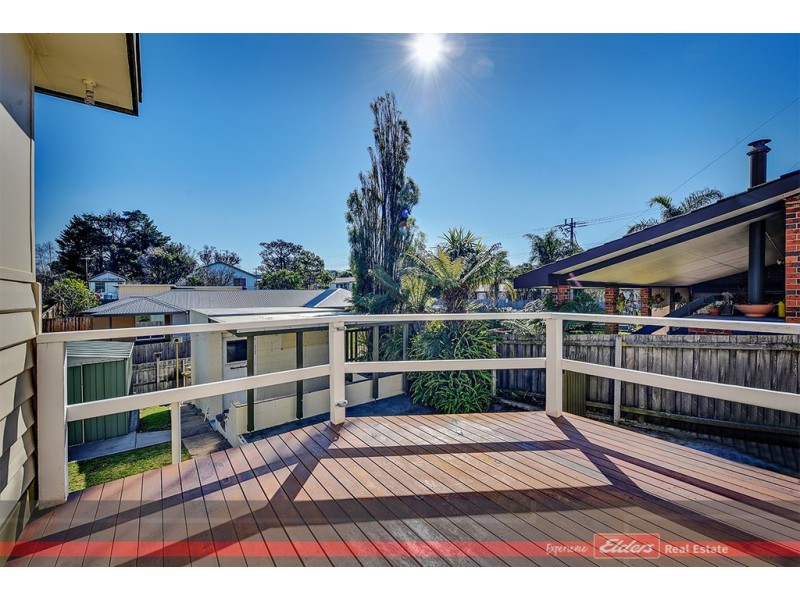 4 View Street, Lakes Entrance VIC 3909