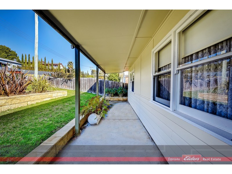 4 View Street, Lakes Entrance VIC 3909