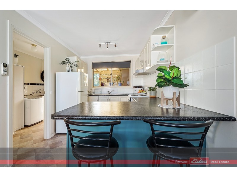 4/9 Bills Street, Lakes Entrance VIC 3909