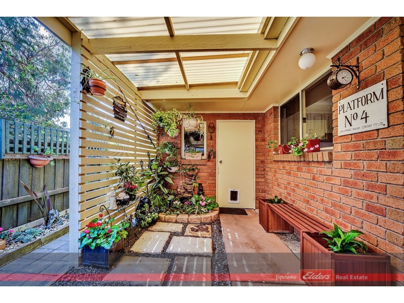 4/9 Bills Street, Lakes Entrance VIC 3909