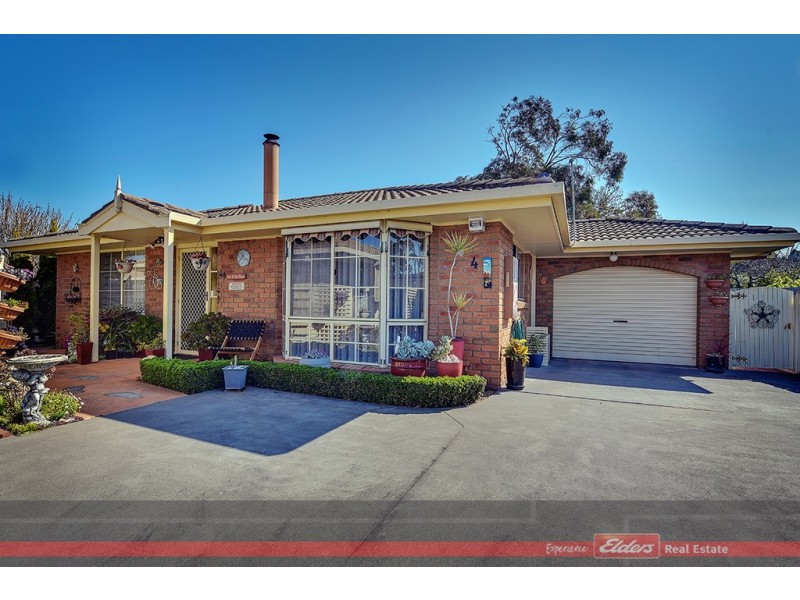 4/9 Bills Street, Lakes Entrance VIC 3909