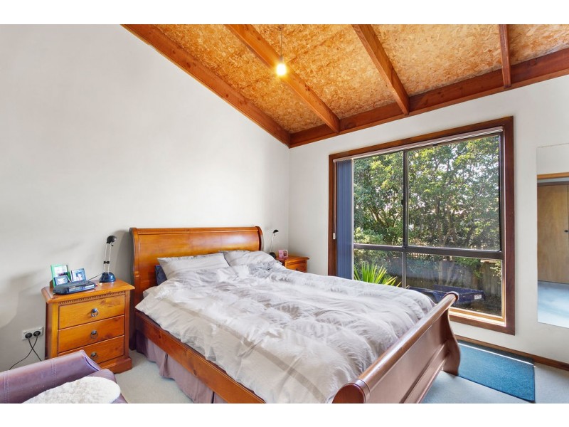 198 Albatross Road, Kalimna VIC 3909