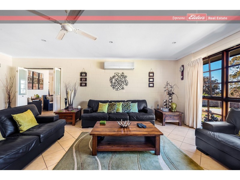 27 Laughtons Road, Kalimna VIC 3909