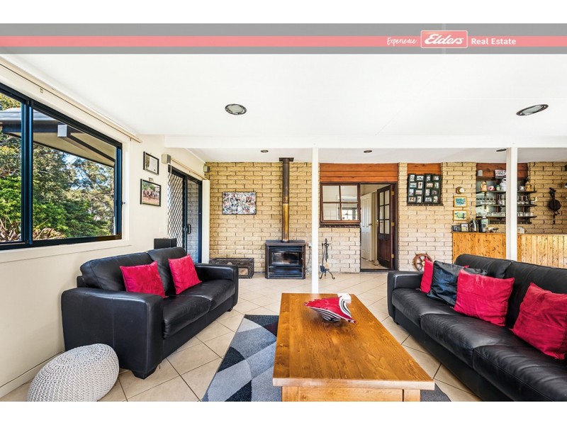 27 Laughtons Road, Kalimna VIC 3909