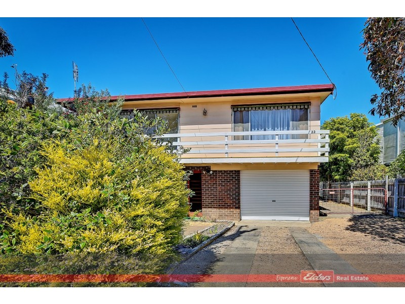 22 Lakeside Drive, Lake Tyers Beach VIC 3909