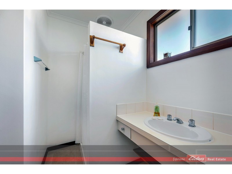 22 Lakeside Drive, Lake Tyers Beach VIC 3909