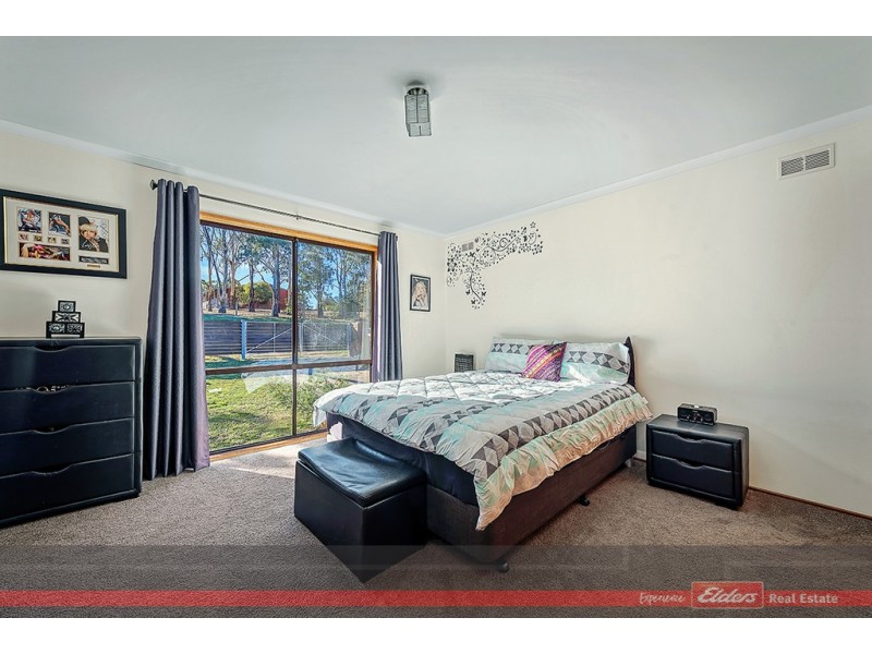 7 Bassett Road, Lakes Entrance VIC 3909