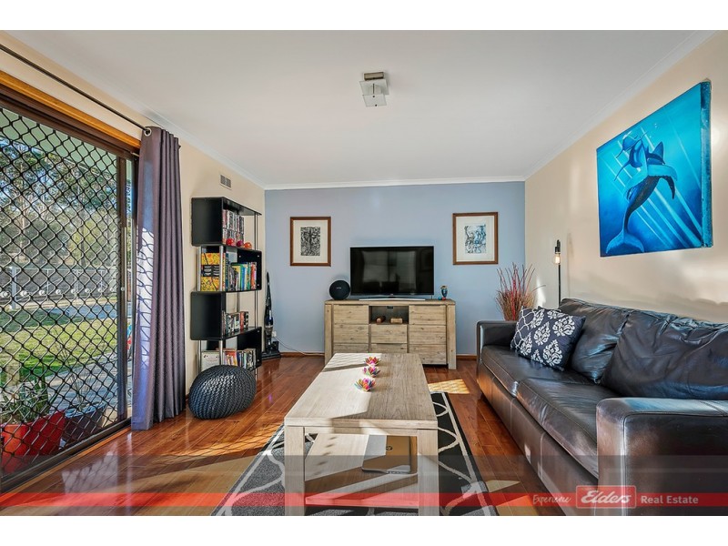 7 Bassett Road, Lakes Entrance VIC 3909