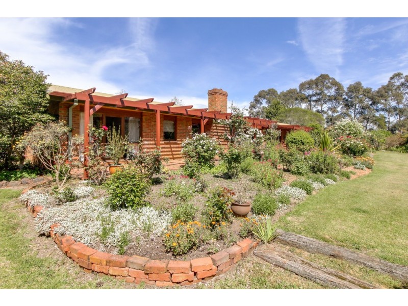 136 CORRINGLE ROAD, Newmerella VIC 3886
