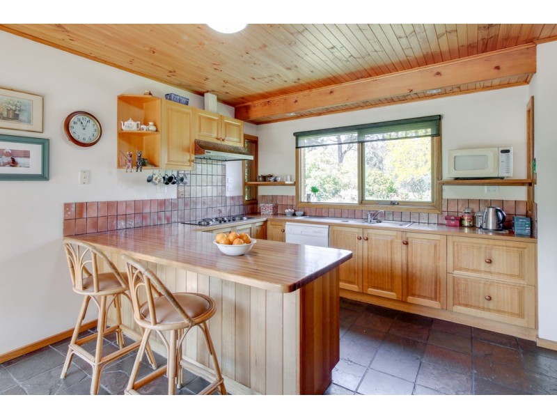 136 CORRINGLE ROAD, Newmerella VIC 3886