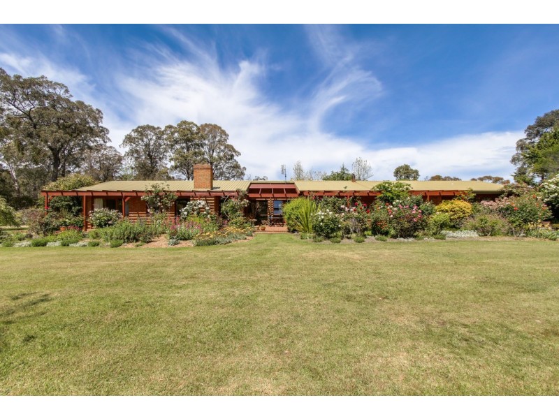 136 CORRINGLE ROAD, Newmerella VIC 3886