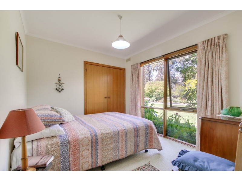 136 CORRINGLE ROAD, Newmerella VIC 3886