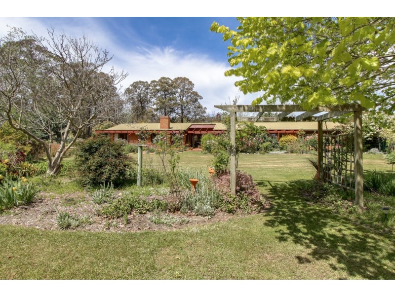 136 CORRINGLE ROAD, Newmerella VIC 3886