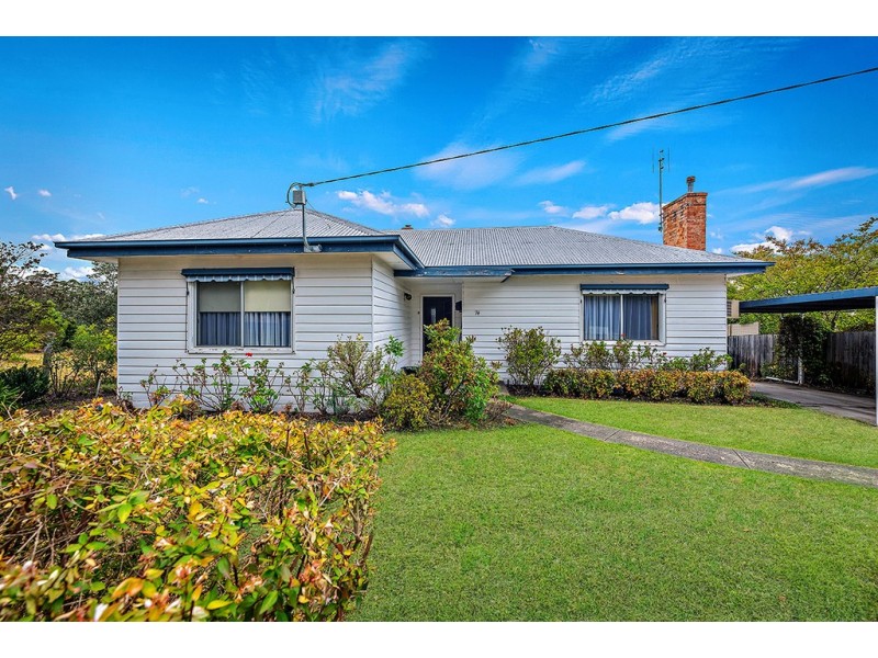 74 Great Alpine Road, Bruthen VIC 3885
