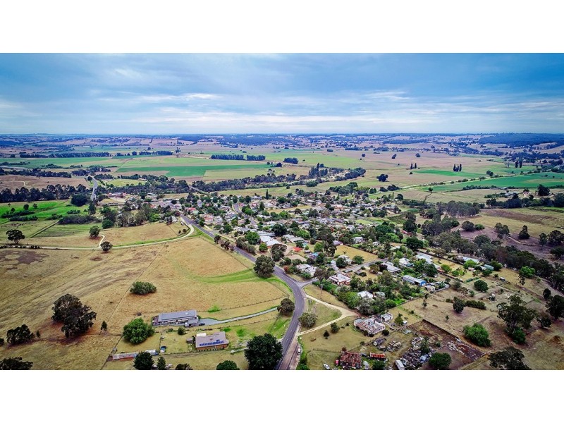 74 Great Alpine Road, Bruthen VIC 3885