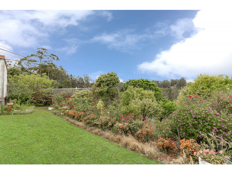 74 Great Alpine Road, Bruthen VIC 3885
