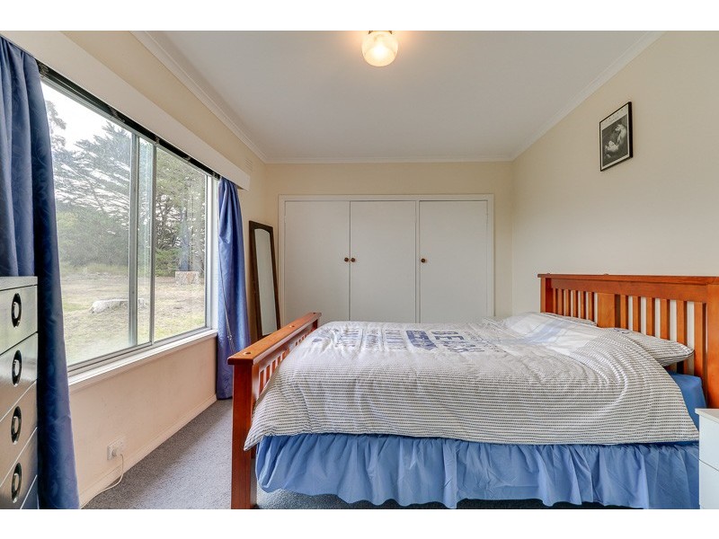 2/42 Hazel Road, Kalimna VIC 3909
