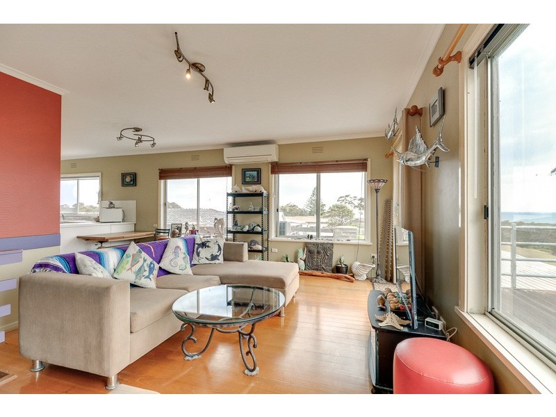 2/42 Hazel Road, Kalimna VIC 3909