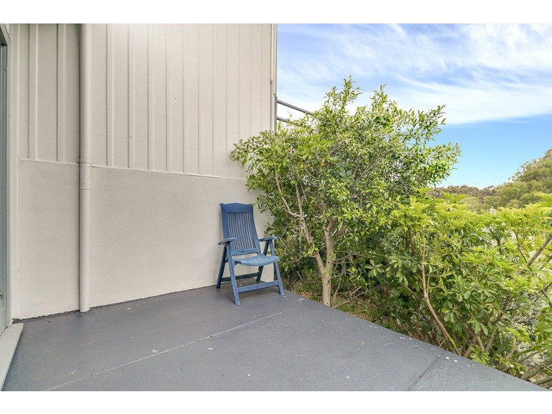 2/42 Hazel Road, Kalimna VIC 3909