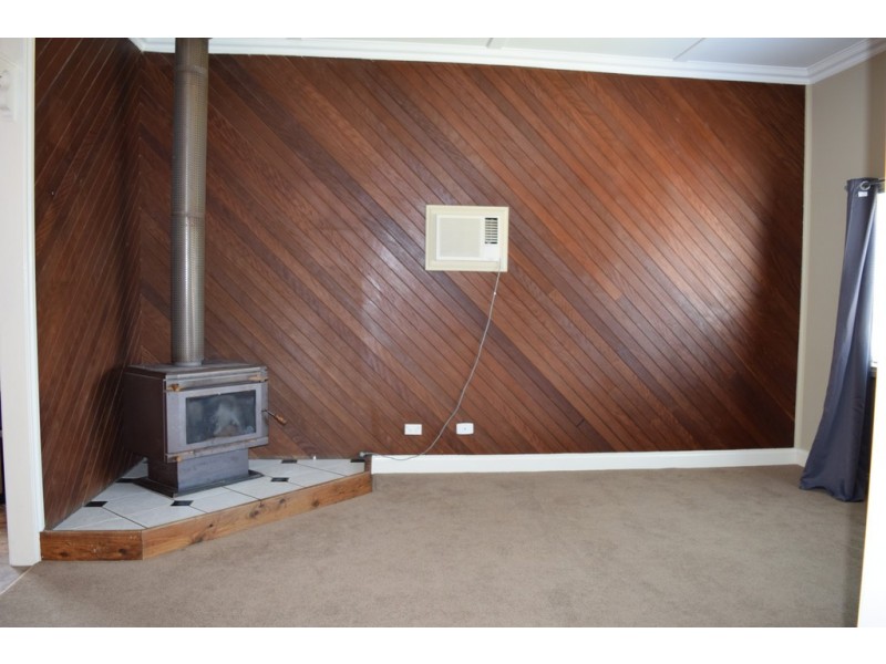 24 PANORAMIC DRIVE, Lakes Entrance VIC 3909
