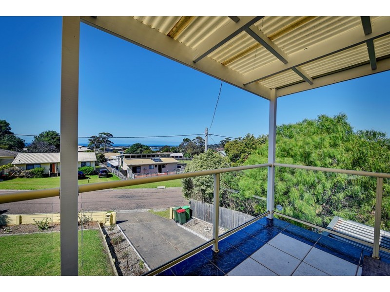 26 Grandview Road, Lakes Entrance VIC 3909