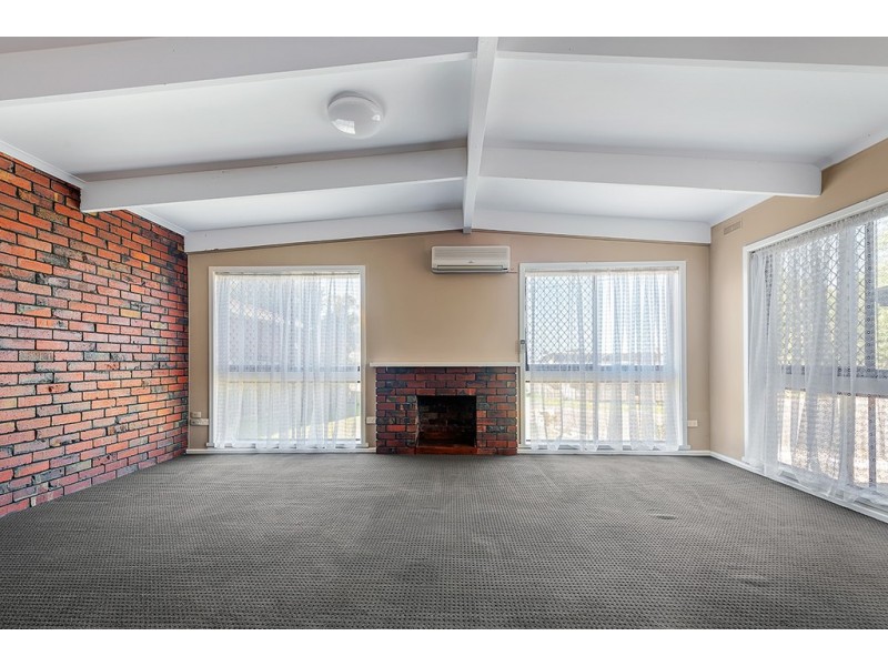 26 Grandview Road, Lakes Entrance VIC 3909