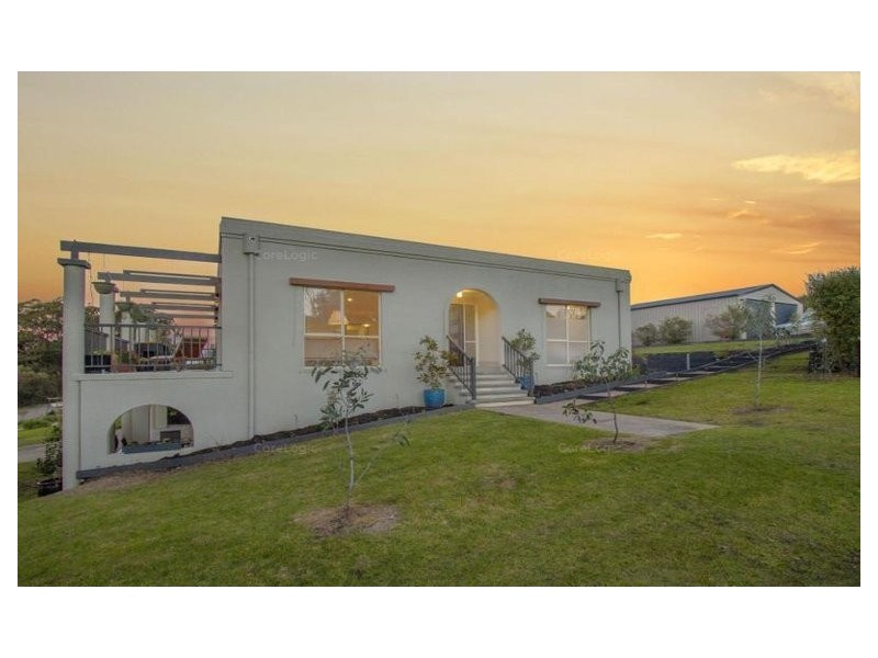 16 CHRISTMAS STREET, Metung VIC 3904