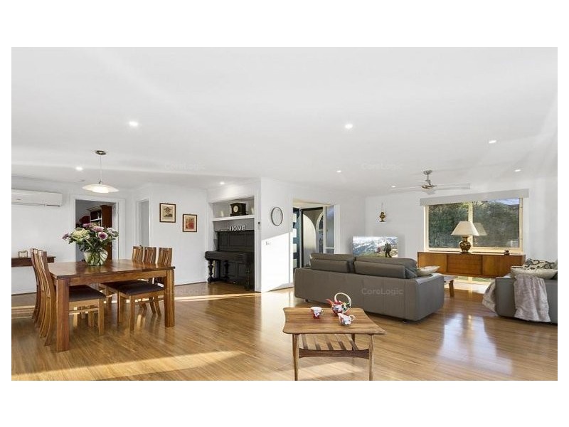 16 CHRISTMAS STREET, Metung VIC 3904