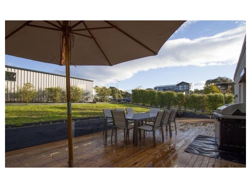 16 CHRISTMAS STREET, Metung VIC 3904