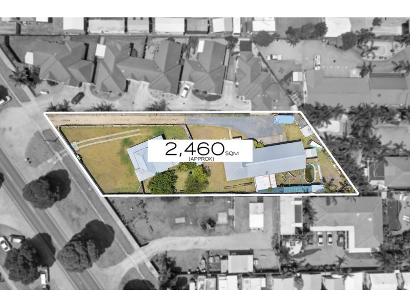 40-42 Roadknight Street, Lakes Entrance VIC 3909