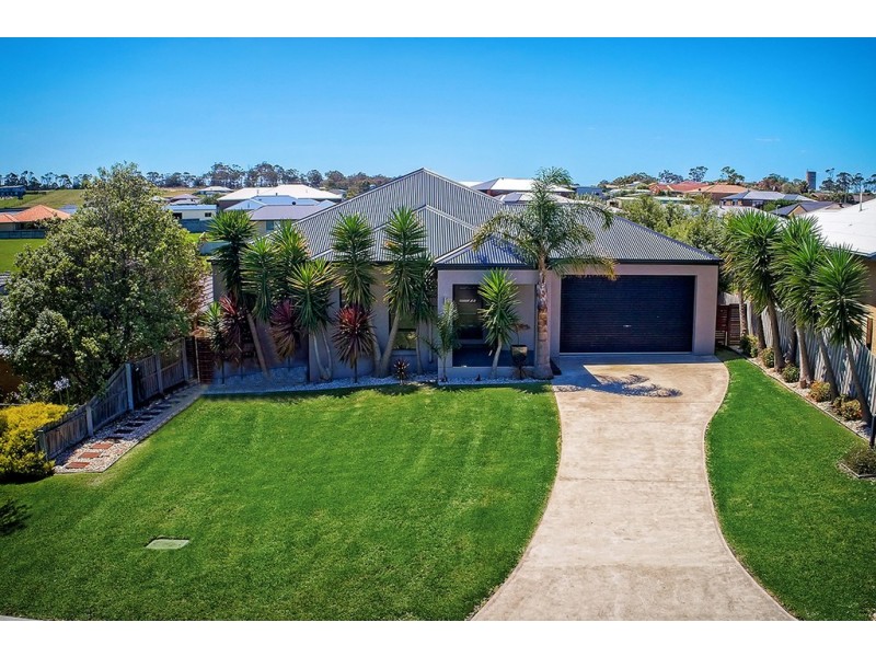 101 Stirling Drive, Lakes Entrance VIC 3909