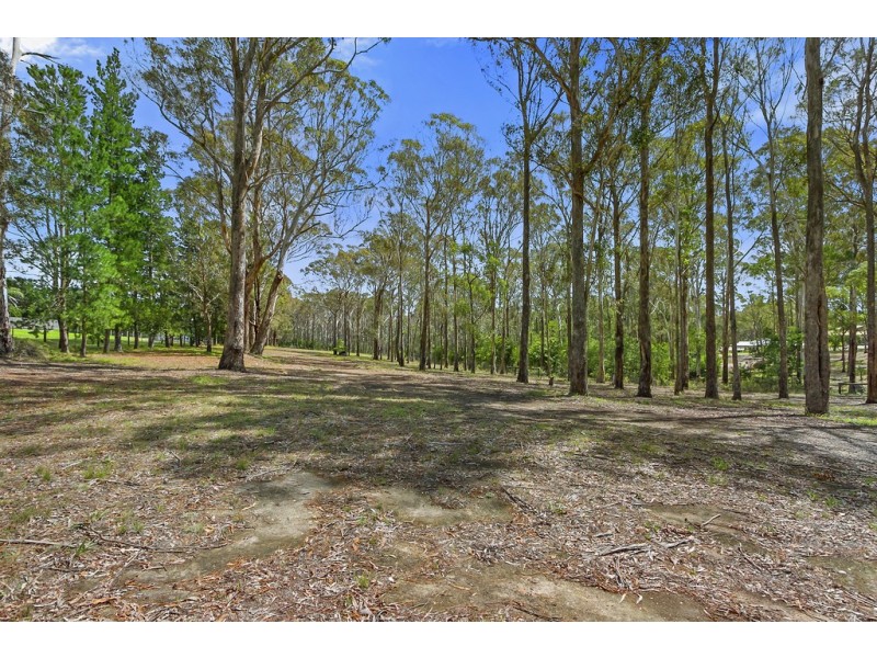 149 Ostlers Road, Lakes Entrance VIC 3909