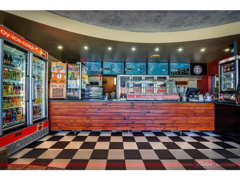 477 Esplanade, Lakes Entrance VIC 3909