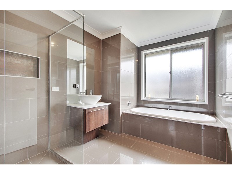 10 Daly Street, Lakes Entrance VIC 3909