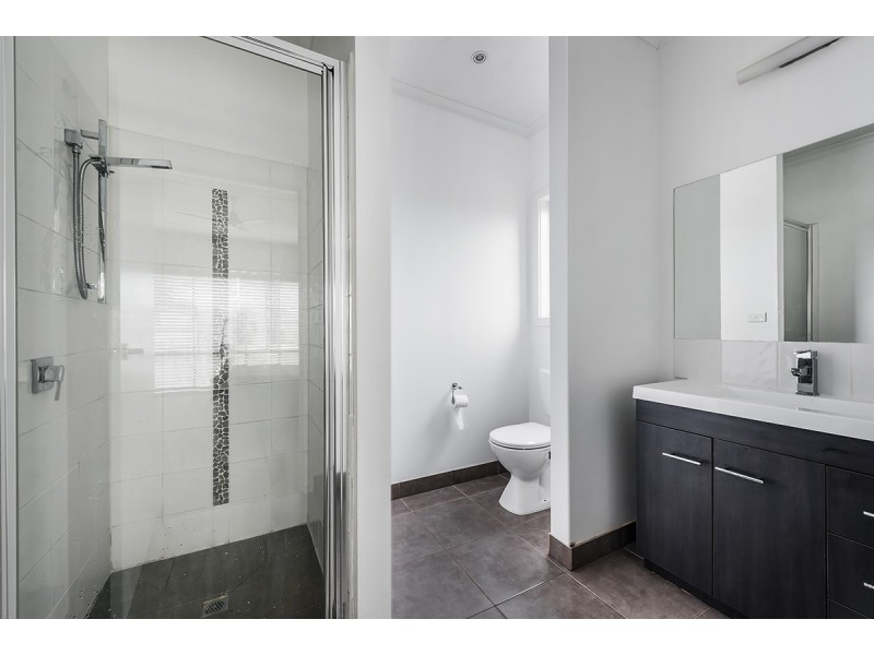 101 STIRLING DRIVE, Lakes Entrance VIC 3909