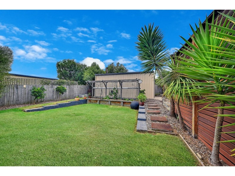 101 STIRLING DRIVE, Lakes Entrance VIC 3909