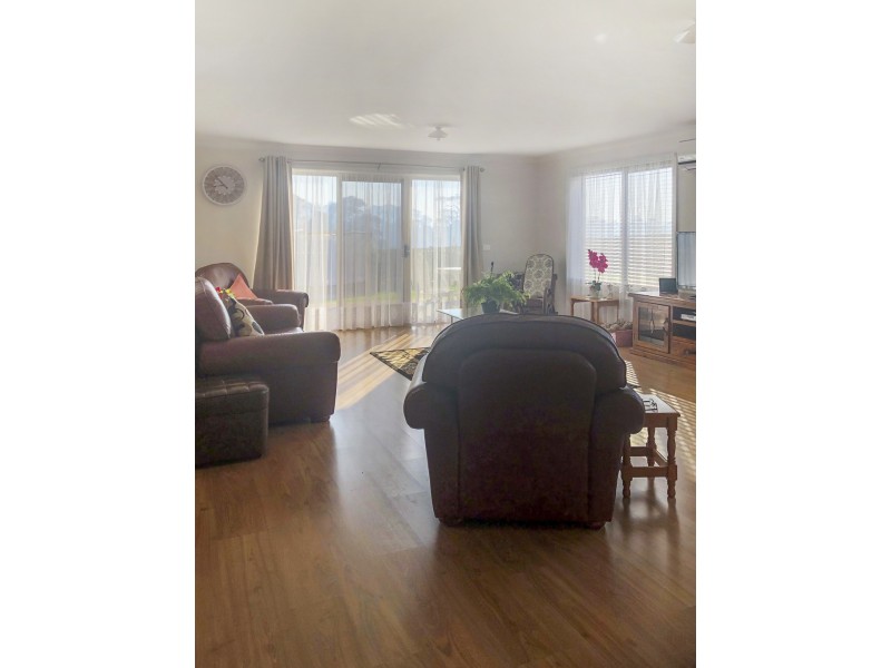 83 Albatross Road, Kalimna VIC 3909