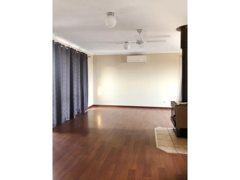 164 THORPES LANE, Lakes Entrance VIC 3909