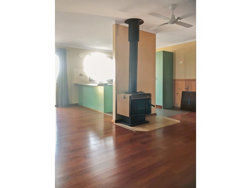 164 THORPES LANE, Lakes Entrance VIC 3909