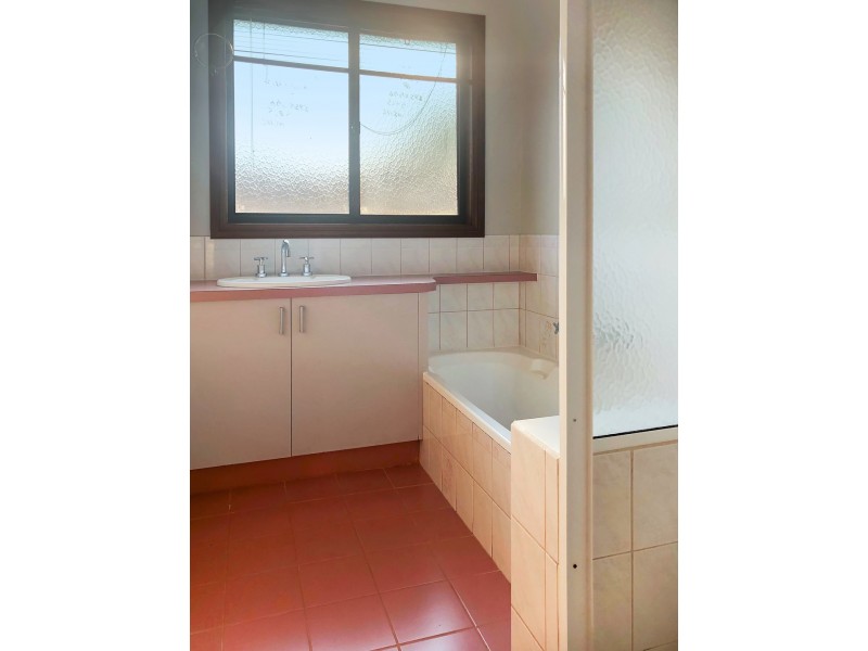 164 THORPES LANE, Lakes Entrance VIC 3909