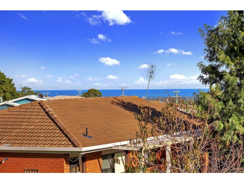 49 Capes Road, Lakes Entrance VIC 3909