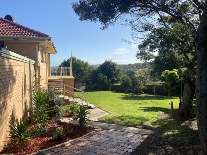 26b Bung Yarnda Court, Lakes Entrance VIC 3909