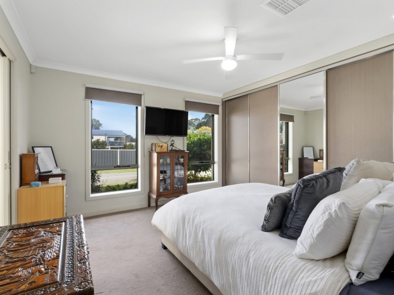 24 Bumberrah Road, Johnsonville VIC 3902