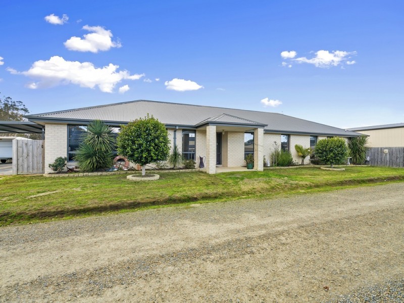 24 Bumberrah Road, Johnsonville VIC 3902