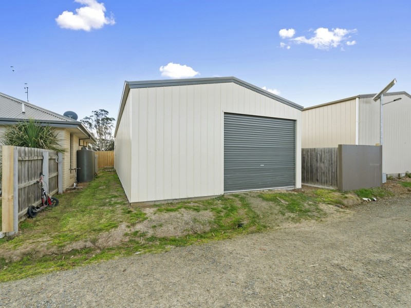 24 Bumberrah Road, Johnsonville VIC 3902
