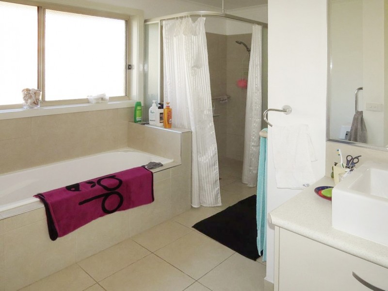 3 Daly Street, Lakes Entrance VIC 3909